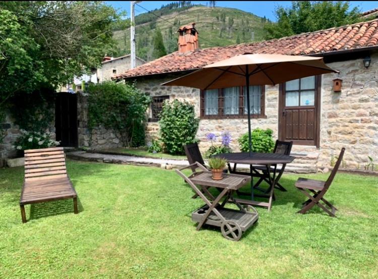 La Casita De Cuestallano Renedo De Cabuerniga Luaran gambar